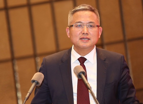 董事長.jpg