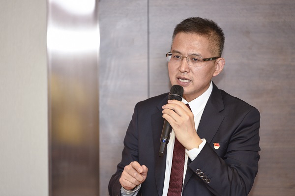 董事長(zhǎng).jpg