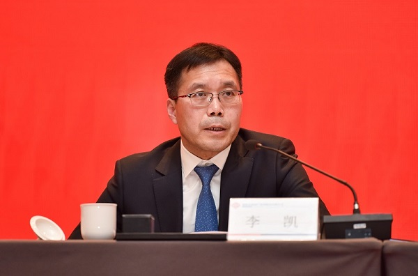 董事長(zhǎng).jpg